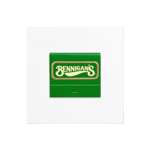 Bennigan&#39;s Chain Restaurant - Vintage 1980s Matchbook Cover Glicée Print - American Irish Pub Ephemera - Framed or Unframed Wall Art