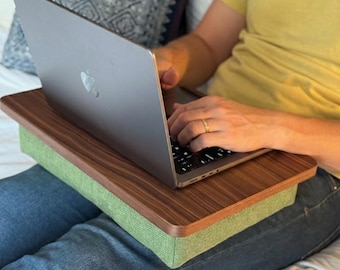 ハンドメイドのウォールナット製ラップデスク - 軽量木製ノートパソコントレイ、ライティングデスク | お母さん、お父さん、学生、アーティストへのギフト