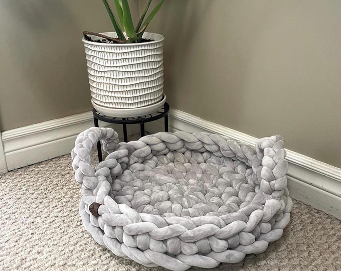 Cat loafing basket -Pet Beds