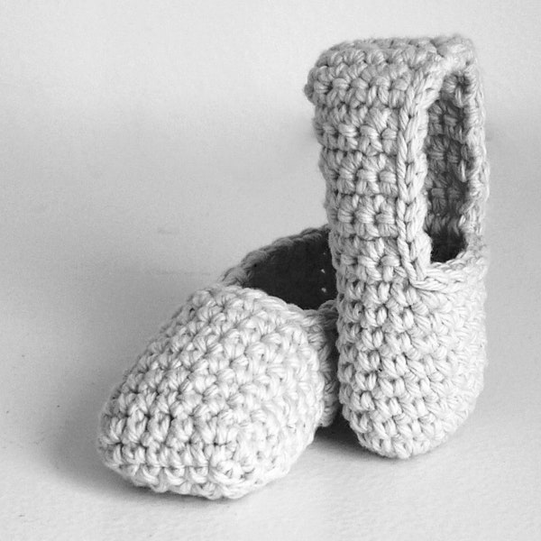 CROCHET PATTERN baby ballet slippers ⨯ shoes booties ⨯ worsted weight cotton yarn ⨯ PDF download ⨯ Baby Ballet Slippers by Warm and Woolly