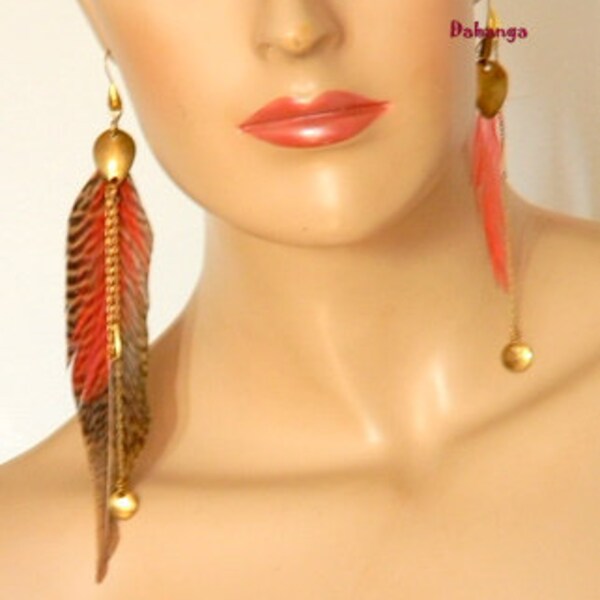 Feather earrings mismatch pair