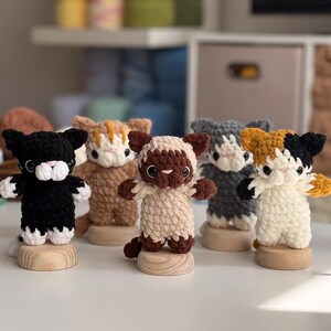 Patrón PDF, mini gatitos (se les puede poner pijama) patrón en español. imagen 9