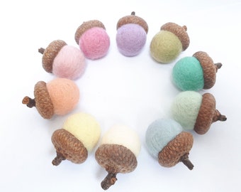 Felt Acorns, Rainbow Acorns, Montessori Acorns, Wool Acorns, Woodland Wedding Favors, Fairy Nursery Decor, Montessori Play, Waldorf Toys