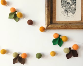 Rustic Garland, Felt Ball Garland, Pom Pom Garland, Thanksgiving Garland, Fall Bunting, Leaves Garland, Home Fall Decor, Cottage Decor