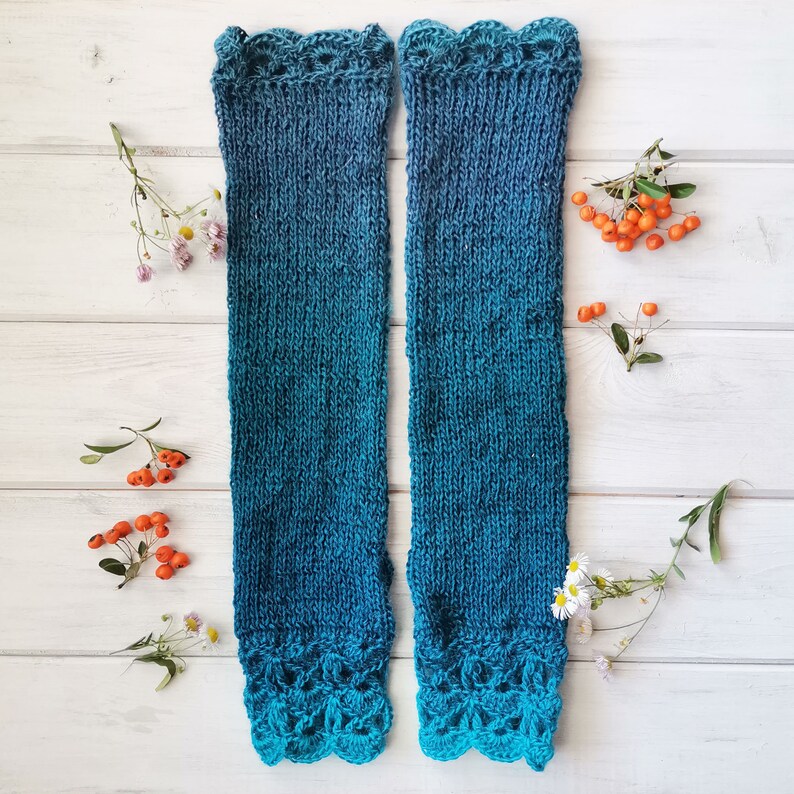 Long Fingerless Gloves, Blue Arm Warmers, Crochet Gloves, Womens Blue Gloves, Winter Elegant Gloves, Boho Wrist Warmers, Teal Gloves 画像 7