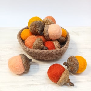 Felt Acorns, Wool Acorns, Fall Acorn Ornaments, Acorn Montessori, Cottage Decor, Woodland Decor, Wedding Favor, Rustic Table, Thanksgiving image 7