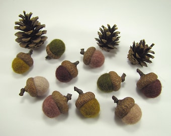 Felted Wool Acorns, Brown Acorns, Fall Table Decor, Waldorf Thanksgiving, Cottagecore Home, Woodland Wedding Favors, Montessori Kids Play