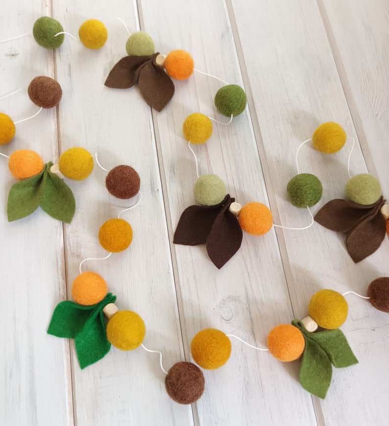 Rustic Garland, Felt Ball Garland, Pom Pom Garland, Thanksgiving Garland, Fall Bunting, Leaves Garland, Home Fall Decor, Cottage Decor green leaves