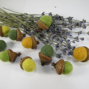 Felted Acorns, Wool Acorns Ornaments, Green Handmade Acorns, Fall Table Decor, Cottage Home, Waldorf Thanksgiving, Woodland Wedding Favors image 2