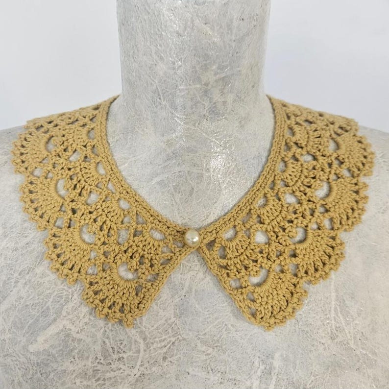 Lace Collar, Gothic Collar, Crochet Necklace, White Crochet Collar, Vintage Style Collar, Peter Pan Collar, Black Gothic Collar Yellow