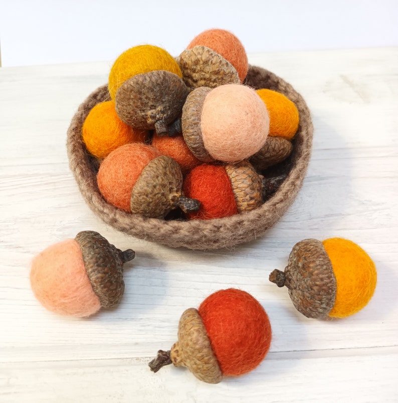 Felt Acorns, Wool Acorns, Fall Acorn Ornaments, Acorn Montessori, Cottage Decor, Woodland Decor, Wedding Favor, Rustic Table, Thanksgiving image 10