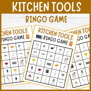 Peut inclure: Trois cartes de bingo avec le texte "KITCHEN TOOLS BINGO GAME" en haut. Chaque carte présente une grille d'images liées à la cuisine, dont un micro-ondes, des tasses à mesurer et une théière. Le mot "FREE" est imprimé sur certaines cases.