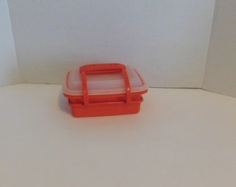 Junior Pak N Carry Lunch box/child lunch box Tupperware