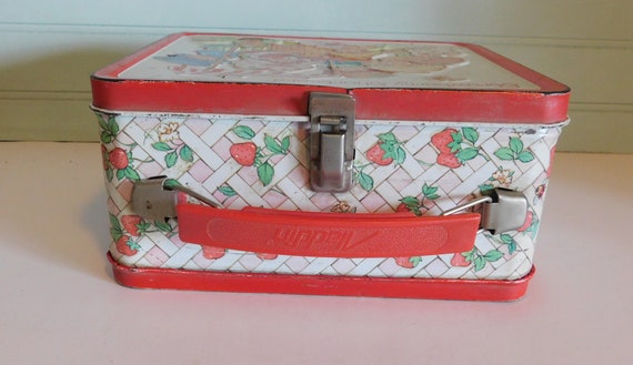 Strawberry Shortcake Metal Lunch Box, 1981, no th… - image 4