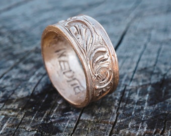 Bronze Ring With Acanthus Leaves U.S Size 11 1/4.