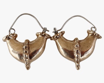 Handcrafted Boat Earrings in Golden Bronze.