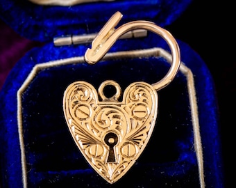 Vintage Hand Engraved 9ct Gold Heart Padlock Pendant Clasp.