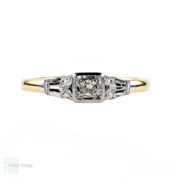 Vintage Diamond Engagement Ring, 1940s Solitiare with Engraved Setting, 18ct & Platinum.