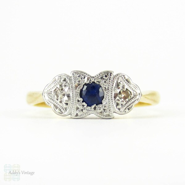 Antique Sapphire & Diamond Engagement, Three Stone Ring in Highly Engraved Setting. Circa 1910s - 1920s, 18ct PLAT.