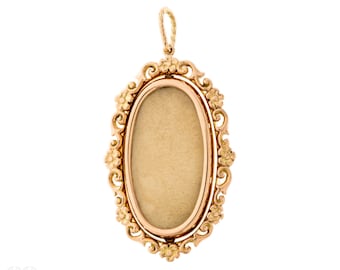 Victorian 9ct Gold Floral Locket, Heavy Oval Keepsake Pendant.