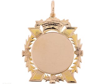 Edwardian 9ct Gold Thistle & Crown Watch Fob Pendant with Glasgow Hallmarks.