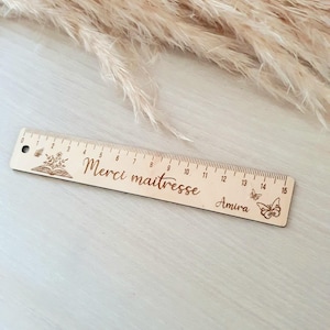 Regla de madera para profesor, maestro, atsem, regalo personalizado de fin de año.