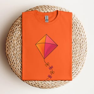 Colorful Kite Graphic Tee: 100% Cotton Summer T-Shirt