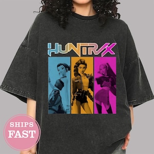 Huntrix Girls Shirt,Kpop Demon Hunters T-shirt,Vintage Huntrix Shirt,Huntrix Fan Shirt Gift,Rumi Zoey Mira Graphic Shirt,Kpop Huntrix