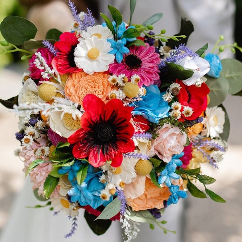 フラワー・リース colorful rainbow Garden Bouquet Colors Of The Rainbow Bouquet in Elkhart IN - Matzke Florist