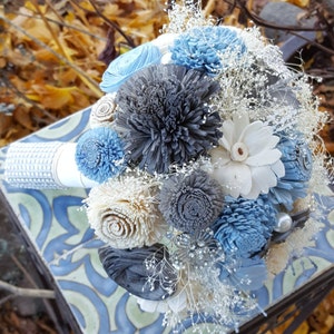 Bukiet kwiatów Blue Sola, Bukiet w odcieniach Dusty Blue, Niebieskie i szare kwiaty ślubne