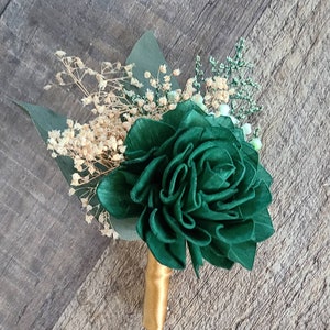 Dark green and gold boutonniere,  emerald dahlia buttonhole, Groom and Groomsmen Wedding Flowers, Emerald Green Pin on Flowers, Hunter Green