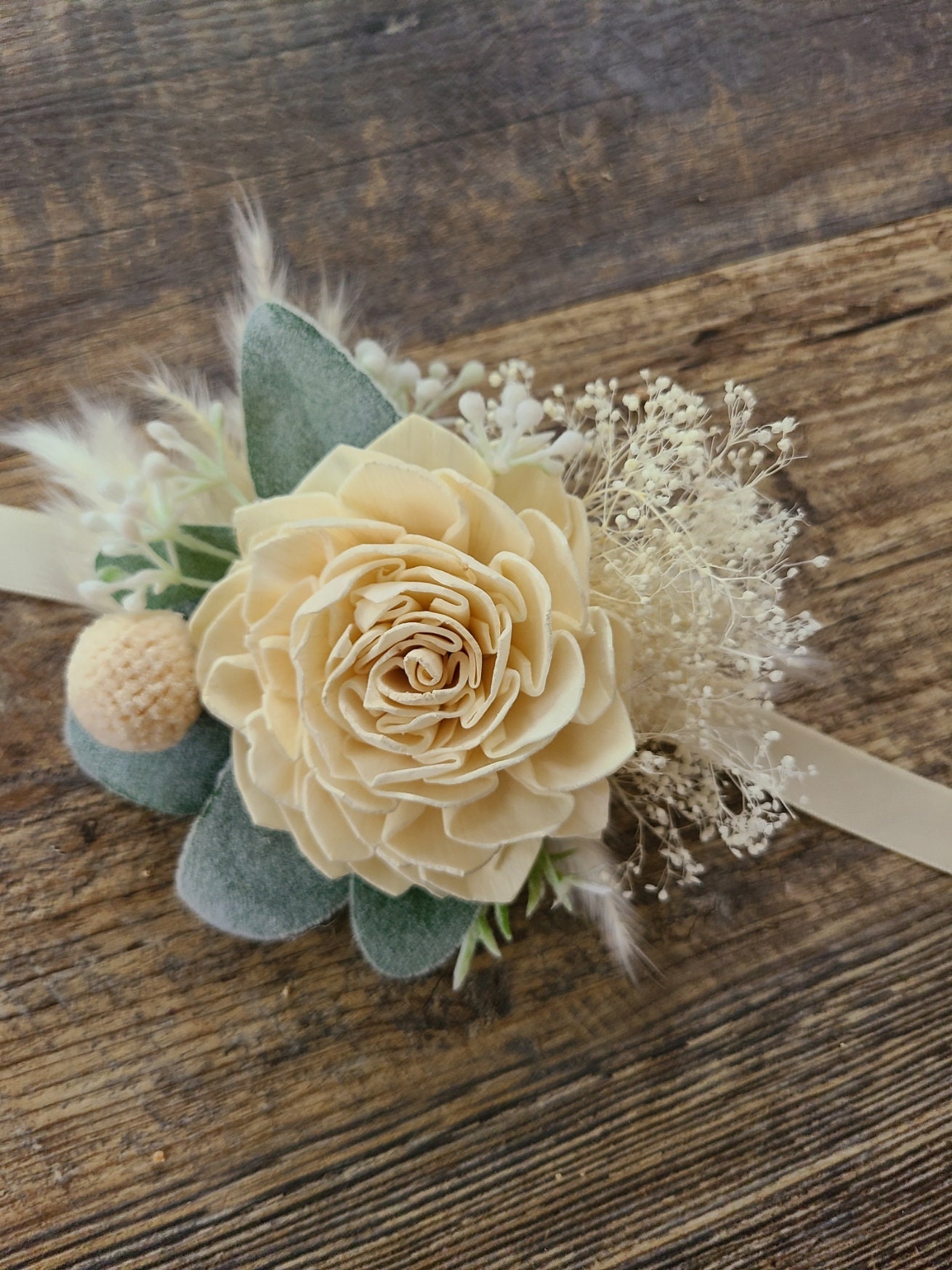 dry flower corsage 