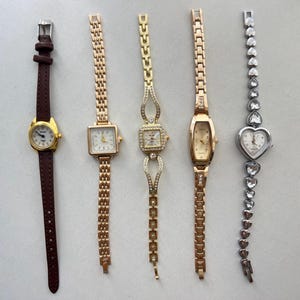 Vintage gold watch bracelet,elegant women&#39;s wrist watch,Y2K heart watch,woman&#39;s wrist watch, wedding anniversary watch jewelry gift for her