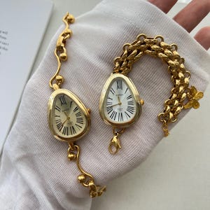 Vintage Bracelet Watch, Butterfly Charm Gold Watch, Women&#39;s Gold Wristwatch, Elegant Watch Gift, Gold Chain Watch, Trendy Watch Gift for Her