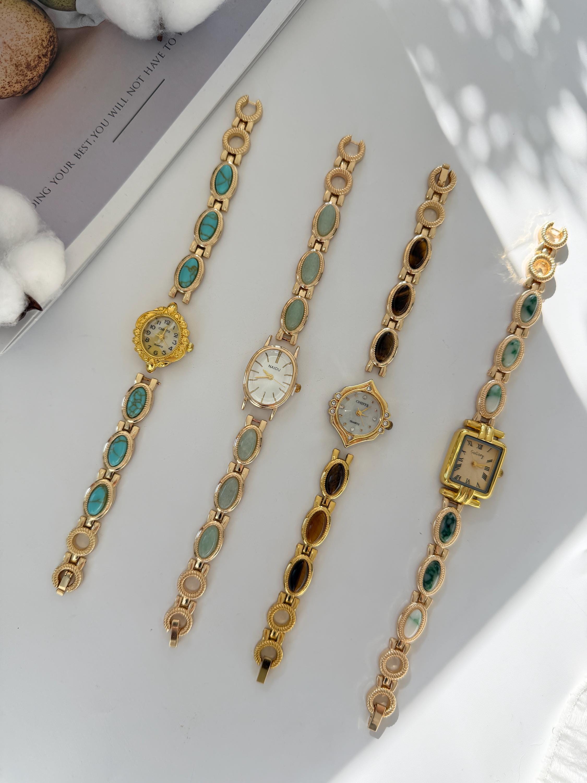 Vintage Elegant Gold Women\'s Watch with Multicolor Stones Vintage Colorful Diamond Gold Womens Watch Small Face  main image 4