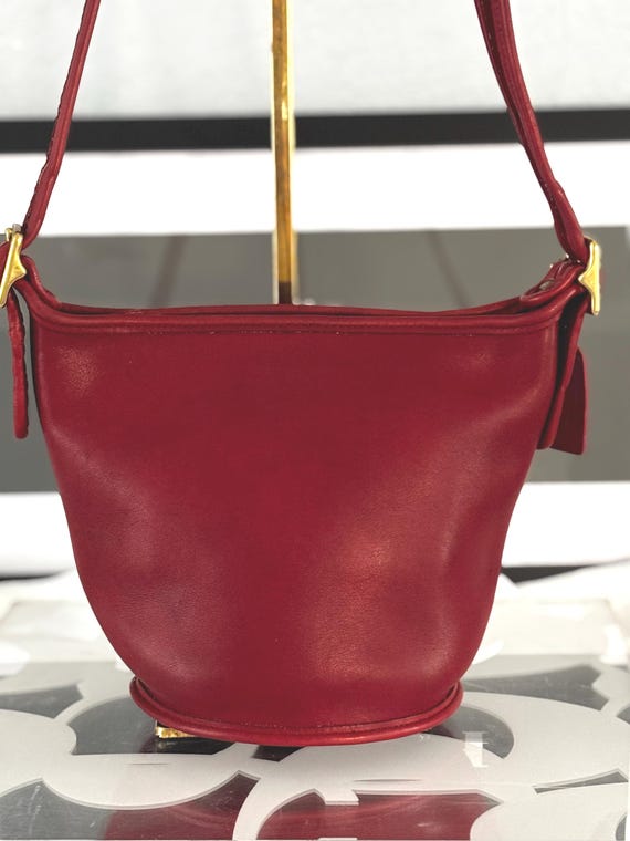 バッグ vintage coach old MAGGIE DUFFLE small COACH® | Vintage Maggie Duffle