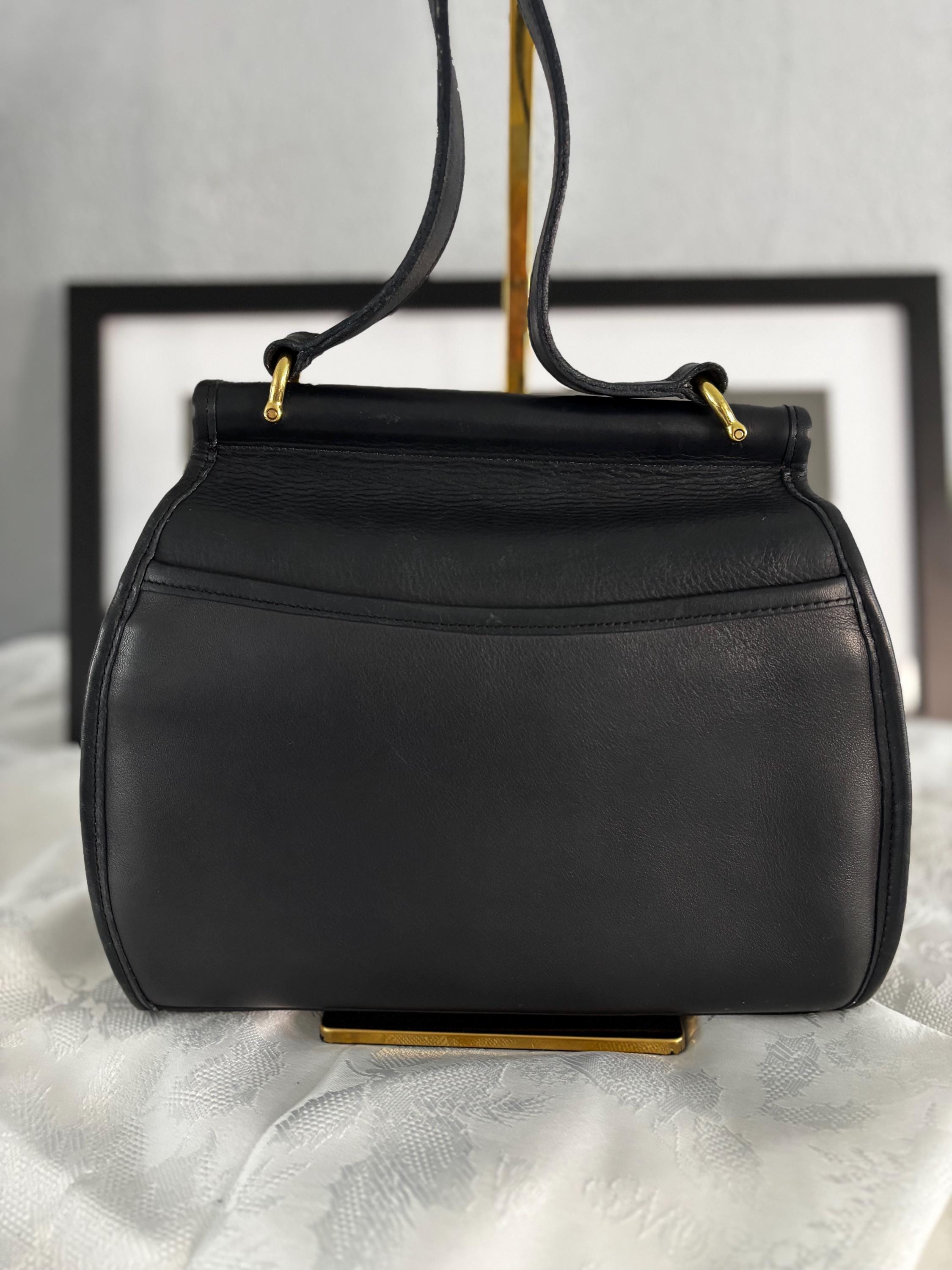バッグ vintage old coach logan bag 305 archive Vintage Coach Logan - Etsy