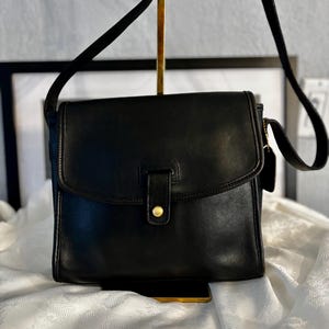 Vintage Coach Mulberry Bag
