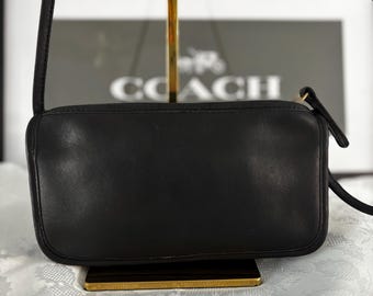 Vintage Coach Small Zippered Pouch