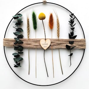 Couronne de fleurs séchées bohème : décoration murale de ferme rustique avec fleurs sauvages