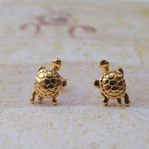 Minimalist 24k Gold Turtle Studs Unique Earrings Gift for Her Turtle Earrings Women's Jewelry Wulfgirl Etsy Best Seller Small Turtle Studs