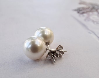 Baroque Pearl Earrings Classic Ivory White AAA Pearls Girlfriend's Gift Handmade Everyday Jewelry Genuine Pearls Wulfgirl Etsy Gift Wrapped