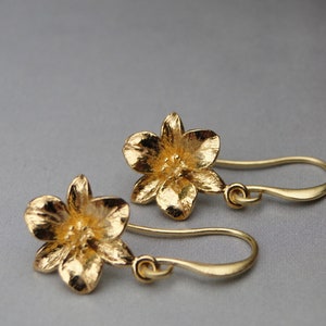 Earrings Gold Flower Earrings 24k Gold Vermeil Earrings Handmade Jewelry Wulfgirl Etsy Dangle Earrings Women&#39;s Gift Floral Dangle Earrings