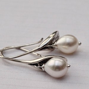 Freshwater Pearl Dangle Earrings Calla Lily Freshwater Pearl Sterling Handmade 18k Gold Vermeil Earrings Pearl Wulfgirl Etsy