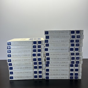 The New Book Of Knowledge Complete Set With Index HC 1981 image 1