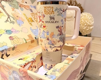 Bicchiere termico da 1,2 litri (40 oz) personalizzato con Winnie the Pooh classico, tazza da viaggio con nome inciso su misura