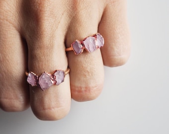 Raw rose quartz ring, triple rose quartz copper ring, pink crystal ring, electroformed ring, raw stone ring, bohemian ring, boho jewelry