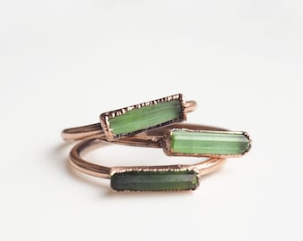 Green tourmaline ring, raw tourmaline ring, copper ring, raw crystal ring, electroformed ring, raw stone ring, bohemian ring, boho jewelry