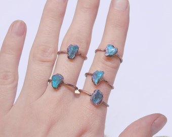 Raw apatite ring, blue apatite ring, rough apatite ring, raw gemstone ring, blue  crystal ring, apatite copper ring, boho stacking ring