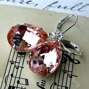 Angel Pink, Estate Style Rose Blush Vintage Pear Shaped Jewel Silver Plated Settings & 925 silver Lever backs Earrings
